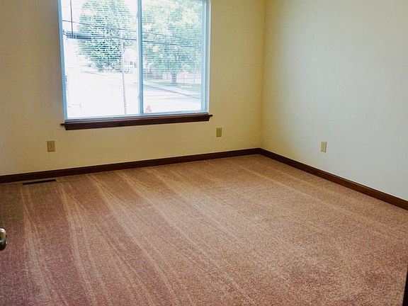 5th image of 600 West Ave #3