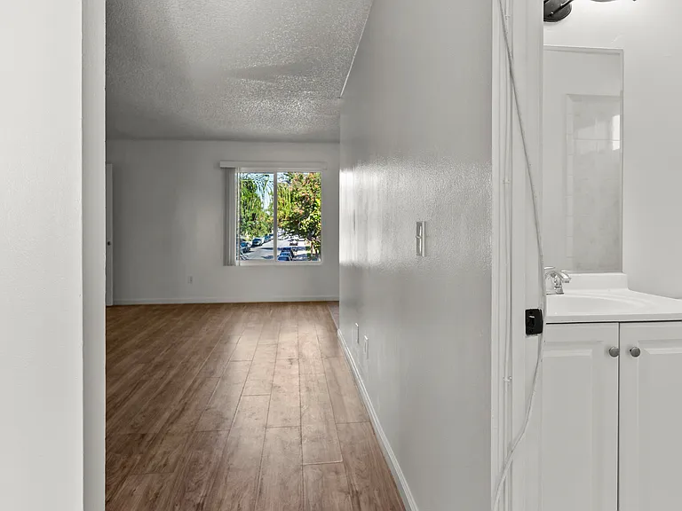3375 Butterfield Ave #3375 — Photo 12