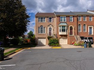 46802 Rabbitrun Ter, Sterling, VA 20164