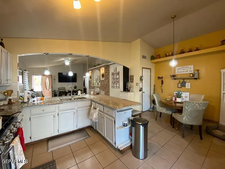 10473 Valle Del Mar Dr — Photo 6