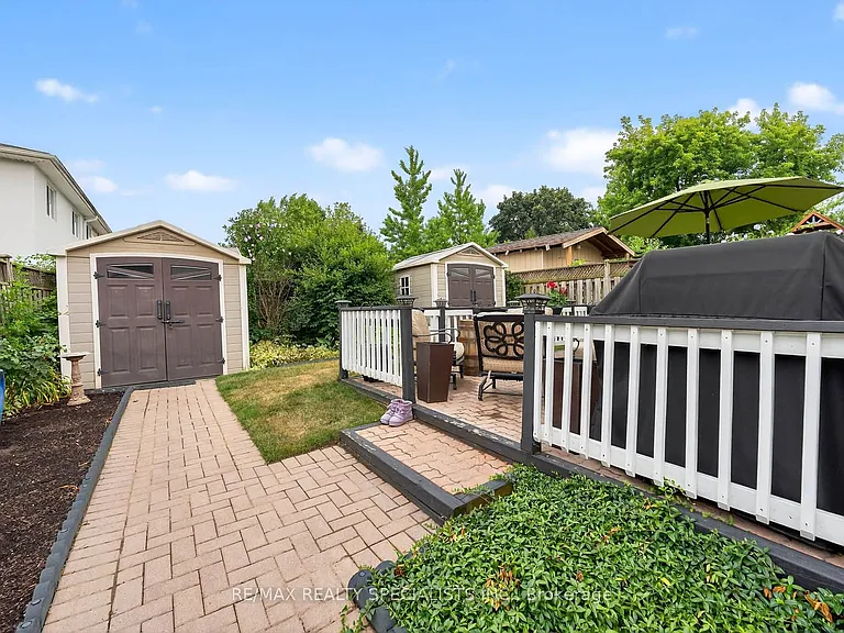 1912 Bonnymede Dr #LOWER — Photo 32