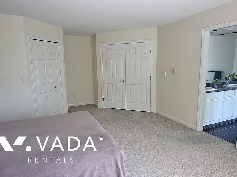 1572 Salal Cres — Photo 19