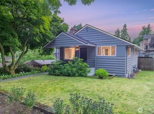 12023 35th Ave NE, Seattle, WA 98125