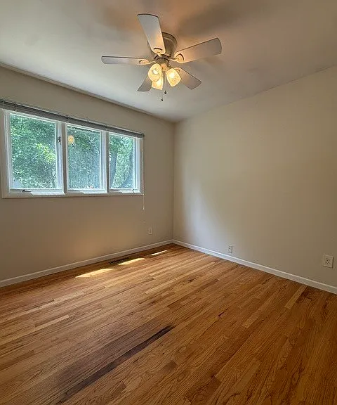 773 Kingston Ln — Photo 10