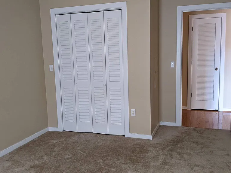 20 Livingston Ave #705 — Photo 9