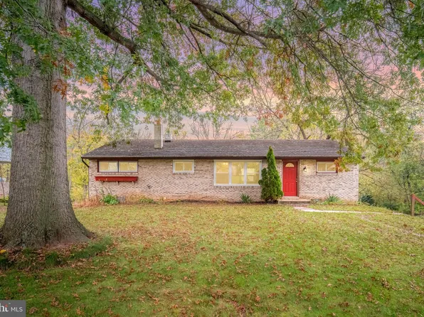 2428 Anita Dr, Dover, PA 17315