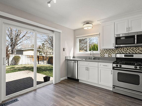 4th image of 4385 Viento Way