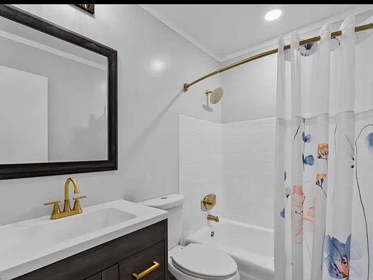 5005 Farmoor Cir — Photo 7