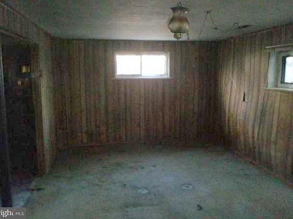 3rd image of 112 Louisiana Trl