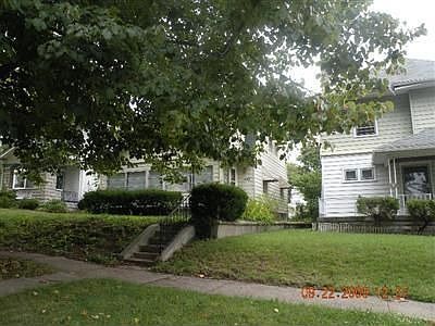 1st image of 1132 Everett Dr