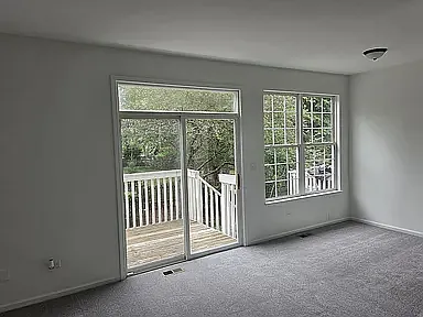 2 bed, 1.5 bath, 1137 sqft, $2,550 — Photo 3