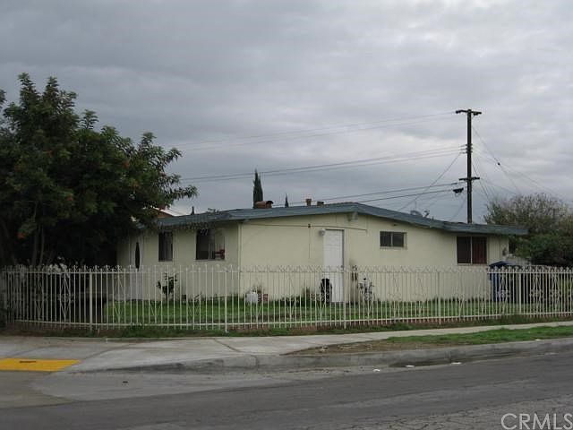 1st image of 570 S Backton Ave
