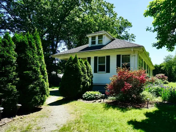 1537 Main St, Walpole, MA 02081
