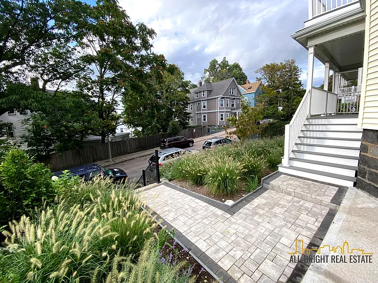 7 Wenham St — Photo 16