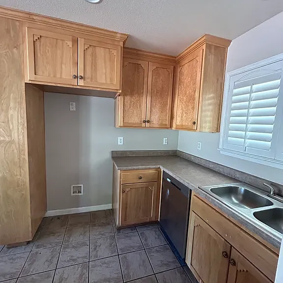 9037 Saddlespur Way — Photo 7