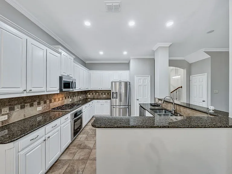 920 Ethan Rd — Photo 15