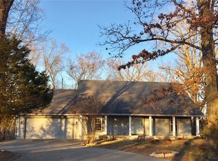 3 Kings Cir, Bella Vista, AR 72714