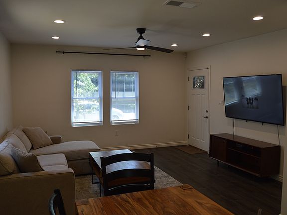 3rd image of 4025 V St
