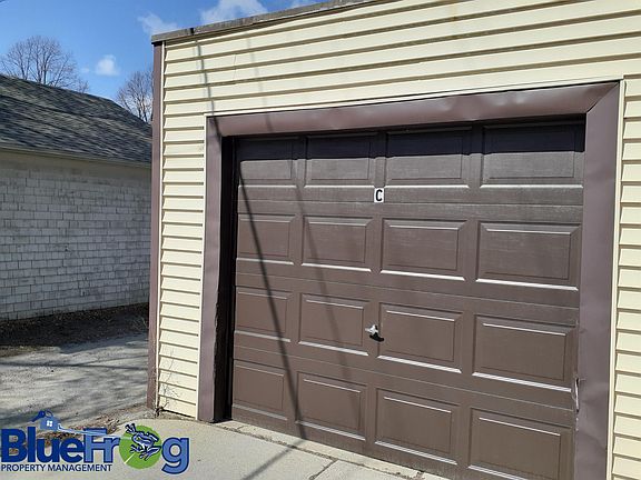 2nd image of 313 N Ashland Ave #C