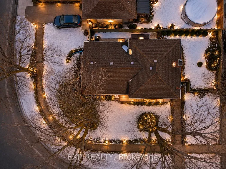 33 Fairlawn Rd — Photo 42