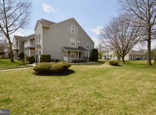 5710 Adelaide Dr, Mount Laurel, NJ 08054