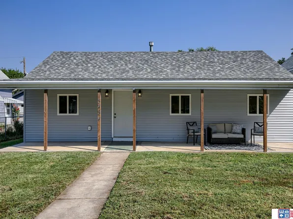 6434 Ballard Ave, Lincoln, NE 68507