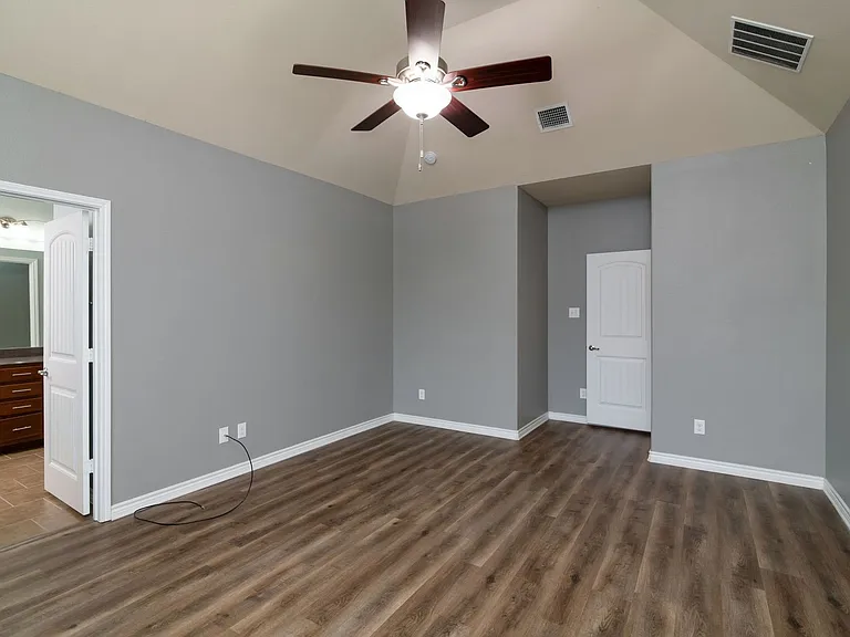 129 Griffin Ave — Photo 14