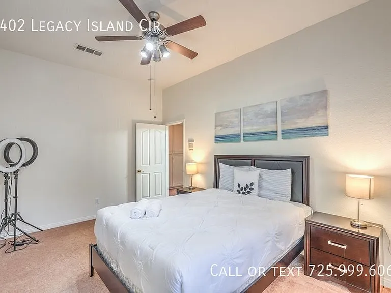 2402 Legacy Island Cir — Photo 11