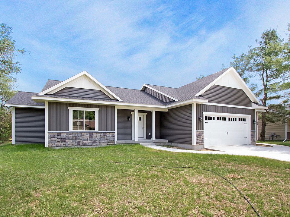 1st image of 13252 Forest River Dr SE