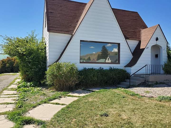1st image of 149 N 7th St