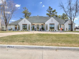 6600 Trenton Rd, Nichols Hills, OK 73116