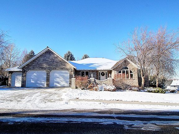 5th image of 260 Shoshone Ave