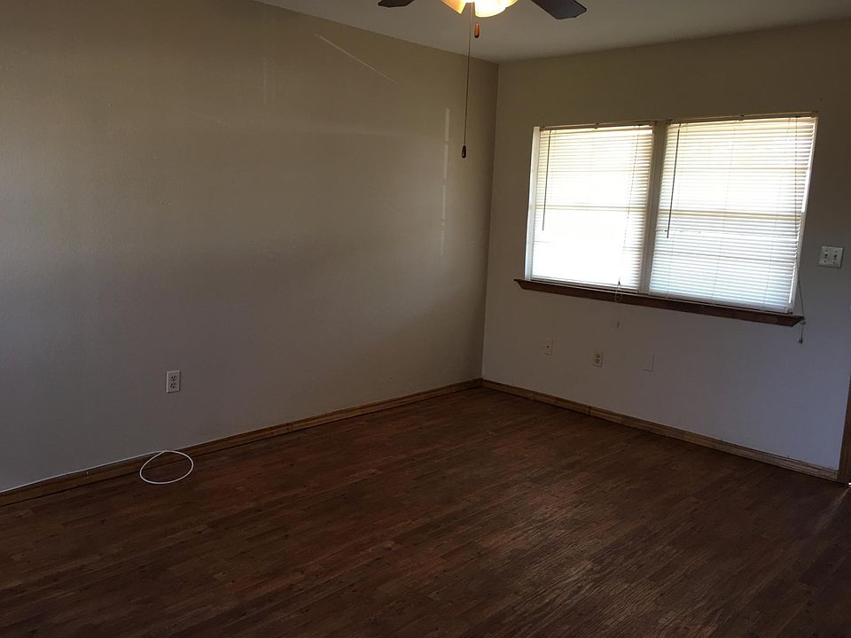 2nd image of 750 Bonham St APT 150