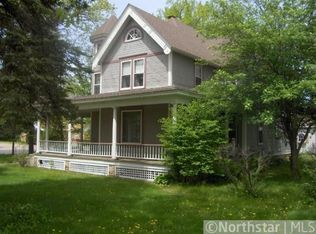 206 Maple Ave E, Mora, MN 55051