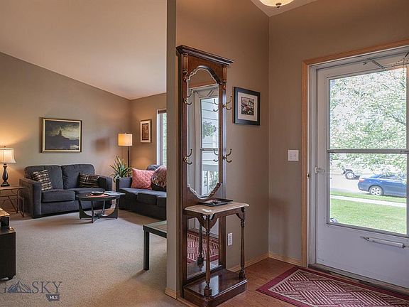 5th image of 336 Greenway Ct