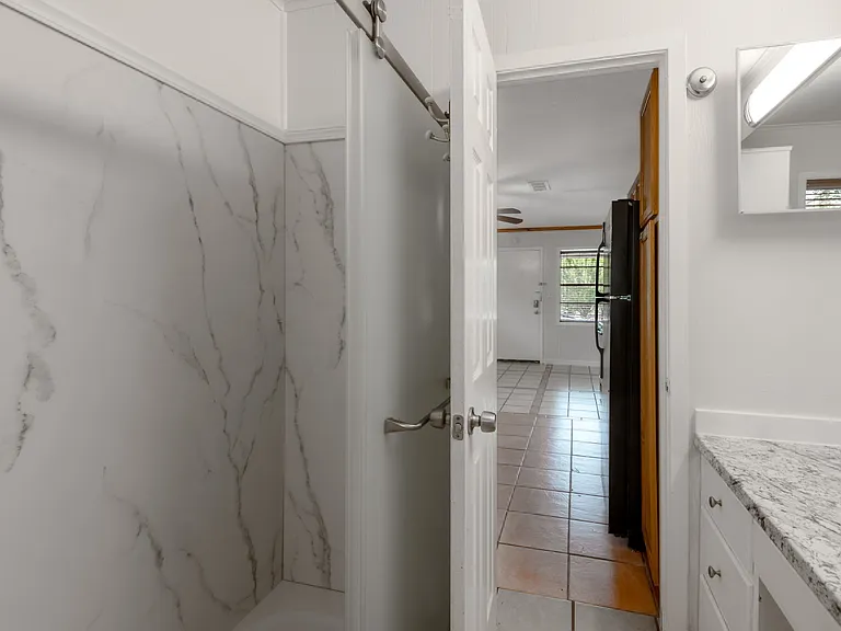 1412 22nd St #B — Photo 15