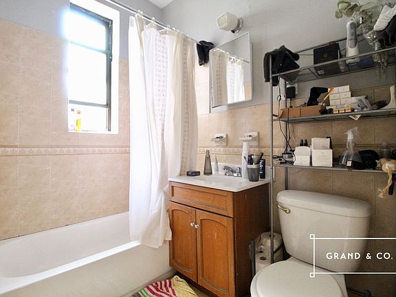 3rd image of 1254 Union St APT 3L