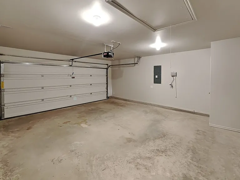 12720 Elba Dr — Photo 15