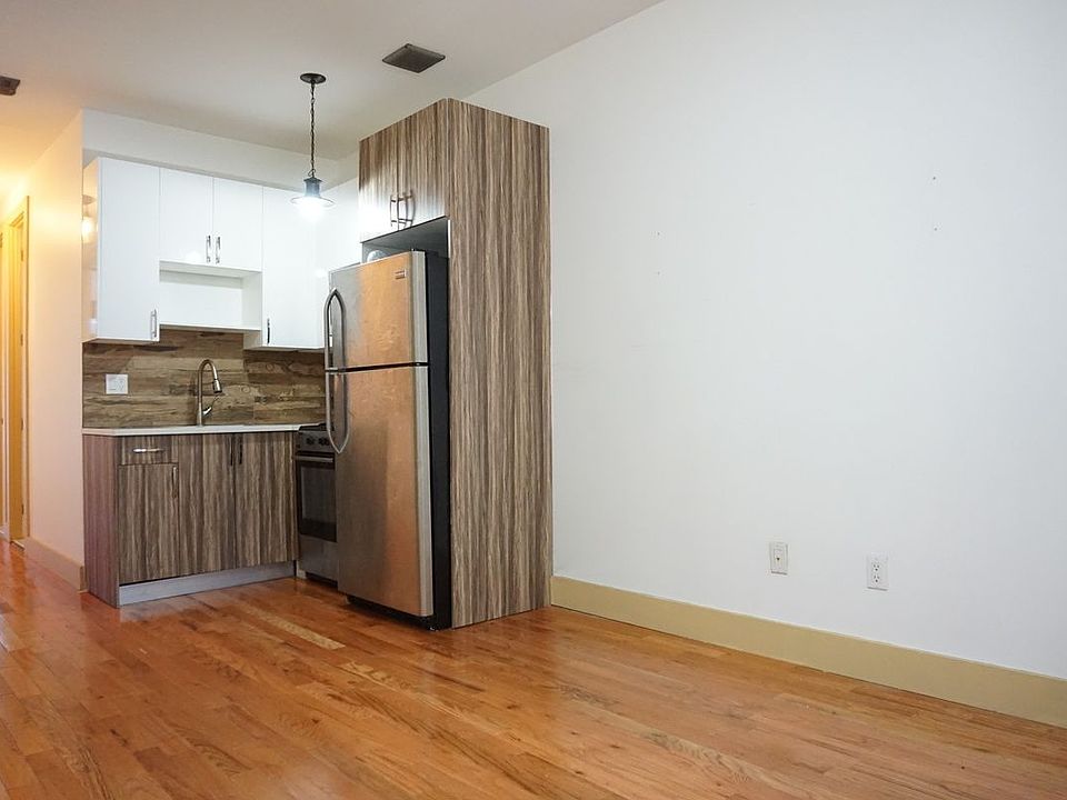 1st image of 218 Boerum St #2A