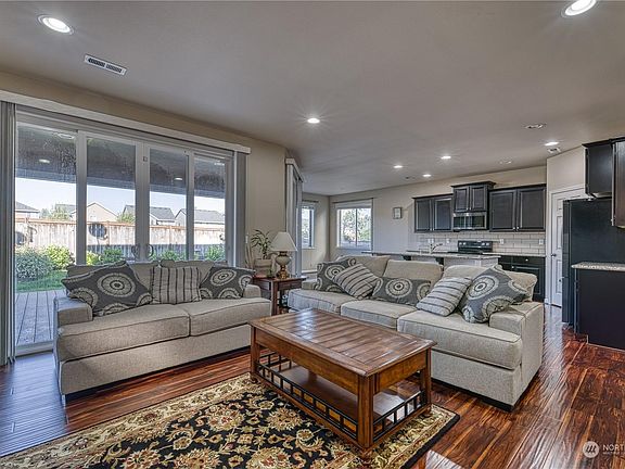 4th image of 8017 165th Street Ct E