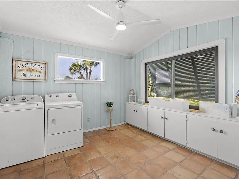 Laundry Room Cabinet