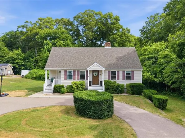 14 Branberry Dr, Westerly, RI 02891