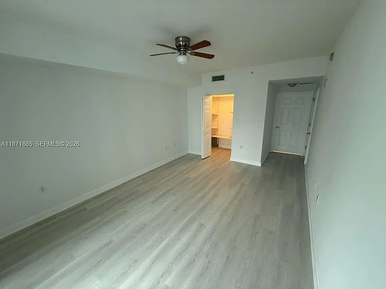 140 S Dixie Hwy #816 — Photo 6