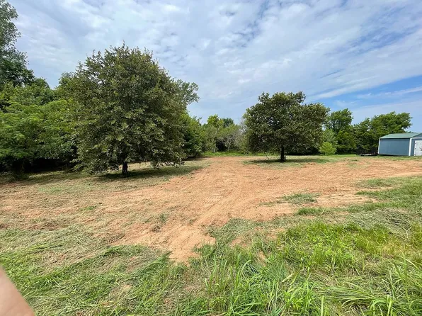 2575 Orchard Rd, Choctaw, OK 73020