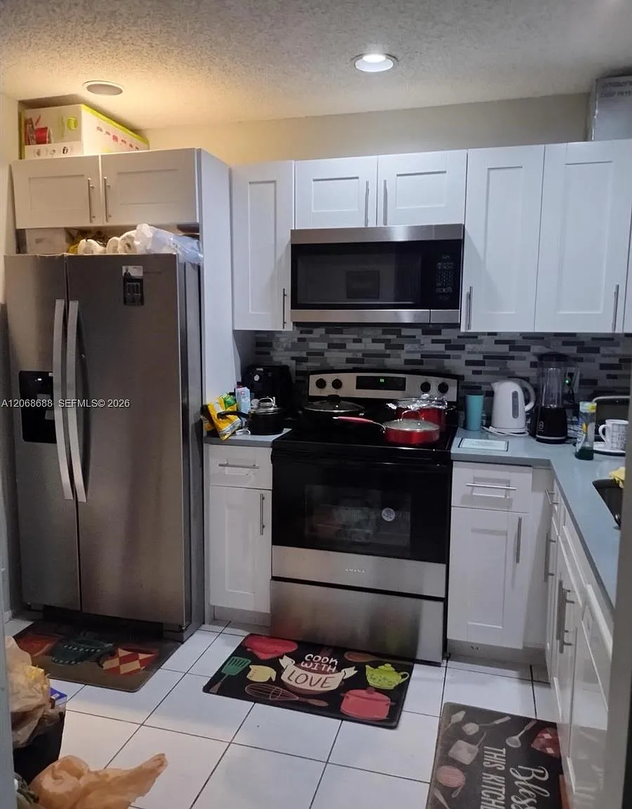 2 bed, 2.0 bath, $2,300 — Photo 3