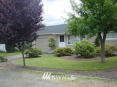 1st image of 2802 Linden NE
