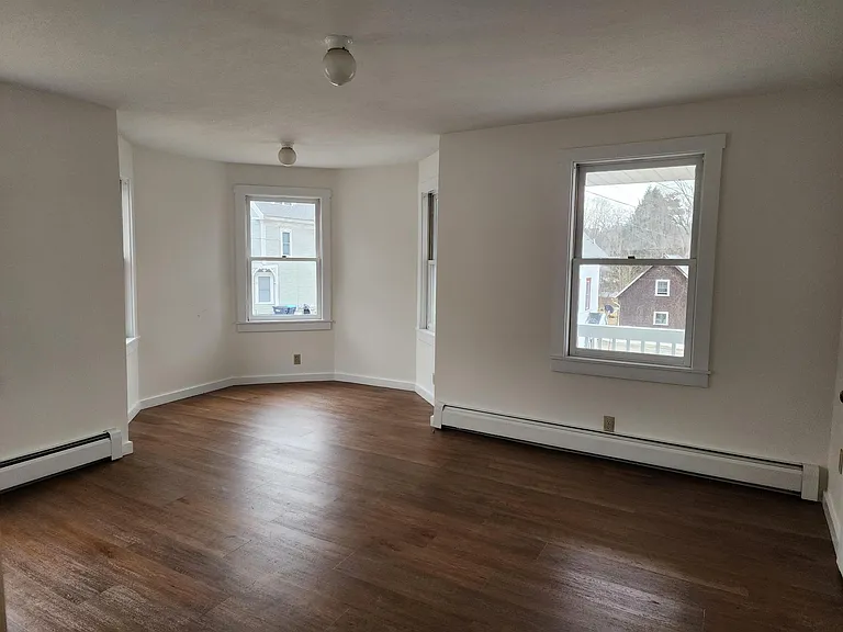 73 Pleasant St #1 — Photo 15