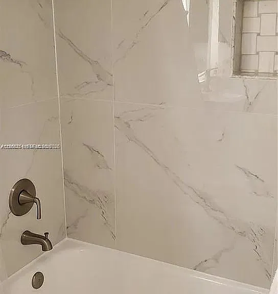 9720 S Hollybrook Lake Dr #303 — Photo 11