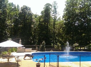 7439 Pineridge Dr, Meridian, MS 39305