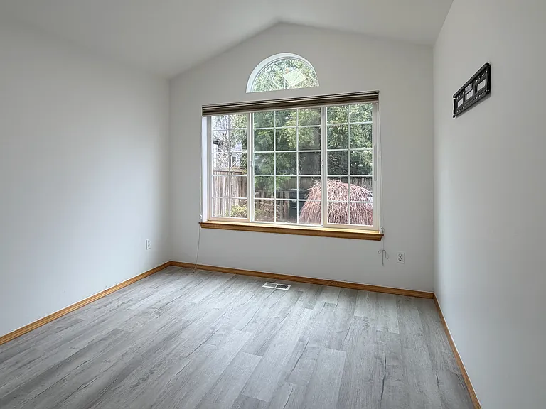 Room1